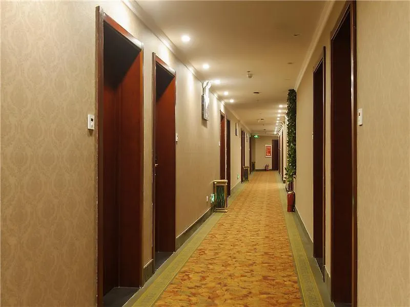 Greentree Inn Henan Puyang Pushang Huanghe Road Business Hotel 3*, Puyang (Henan) סין