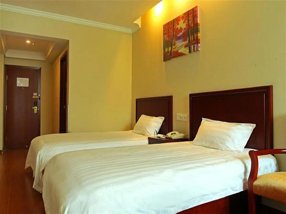 Greentree Inn Henan Puyang Pushang Huanghe Road Business Hotel 3*, Puyang (Henan) סין